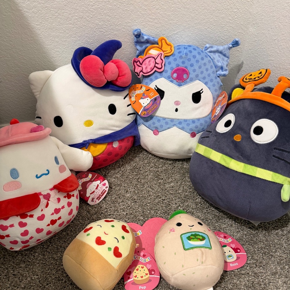 NEW SQUISHMALLOWS (set of 6)